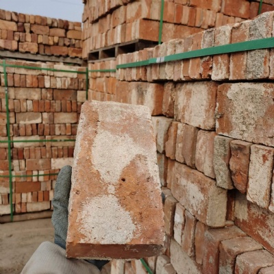 Wirecut Red Salvaged Brick